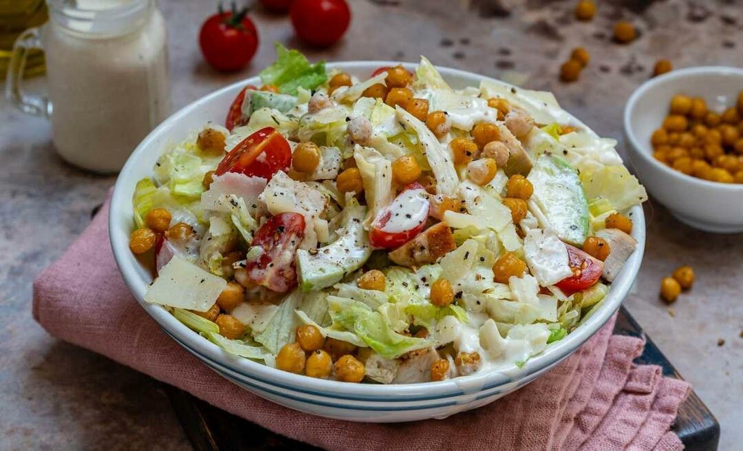De onde vem a salada Caesar (Caesar)? Como fazer a salada caesar mais fácil?