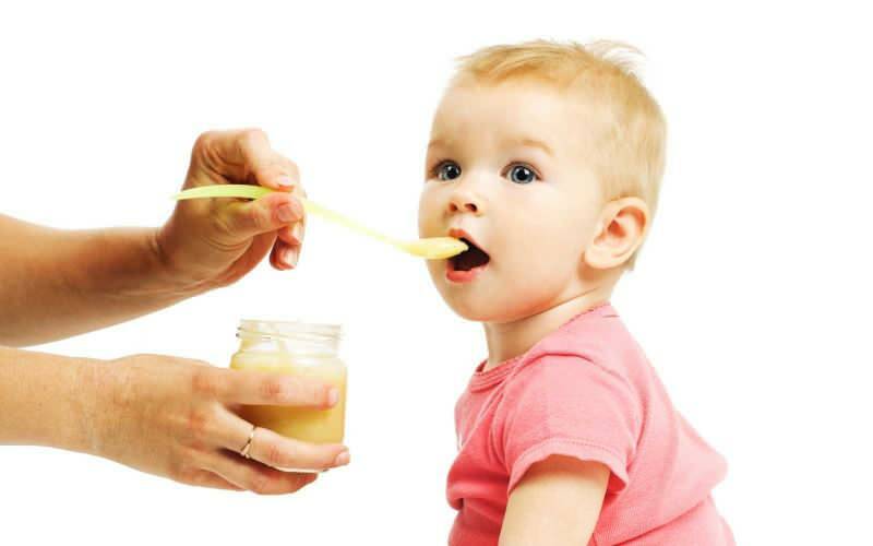 Receita fácil de farinha de arroz para bebês! Como fazer pudim de bebê no período de alimentação complementar?