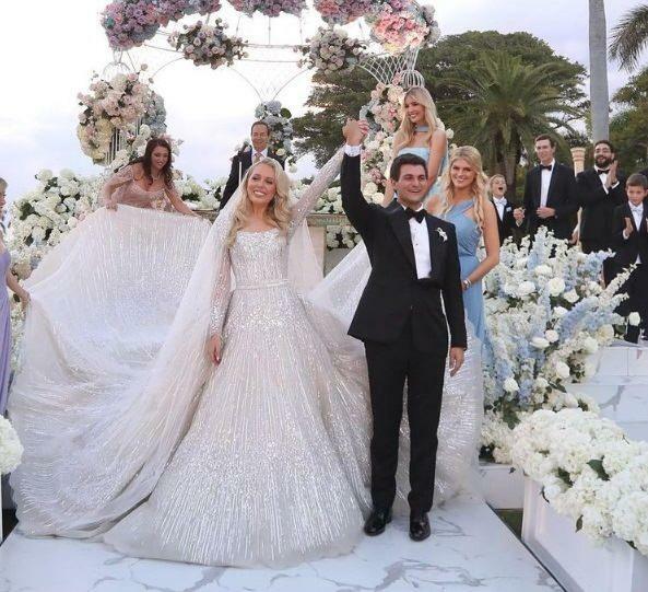 Tiffany Trump se casa com o filho de uma família bilionária libanesa