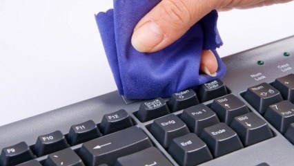 Métodos para limpeza de teclado e mouse