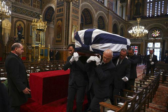 ex-rei da Grécia 2. funeral de Constantino