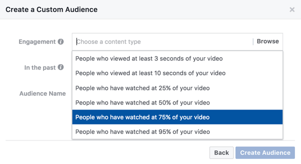 Para um público personalizado com base no engajamento do vídeo, você pode selecionar quanto do seu vídeo alguém precisa assistir para ver o anúncio de retargeting.