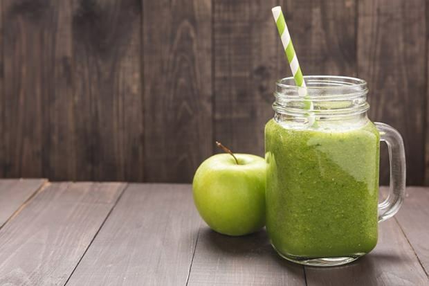 Quais são os benefícios das maçãs verdes? Se você bebe suco de maçã verde e pepino regularmente ...