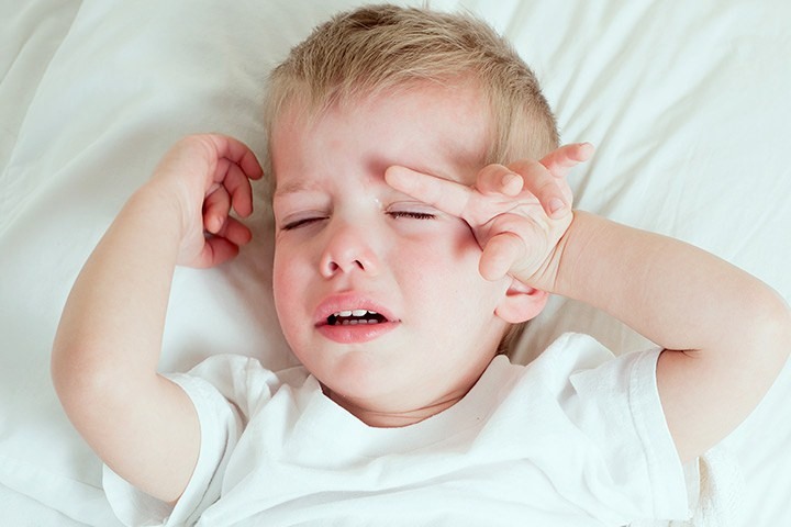Como entender dores de cabeça em bebês?