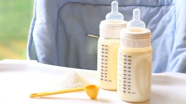 Receitas fáceis de comida para bebê para bebês em casa!