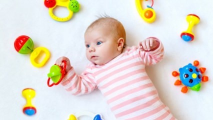 Quais devem ser os brinquedos da primeira idade dos bebês?