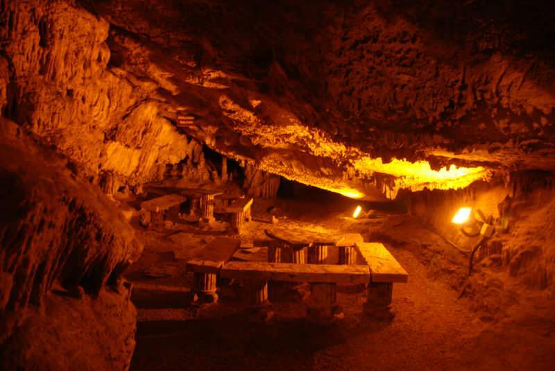 Caverna Fakilli