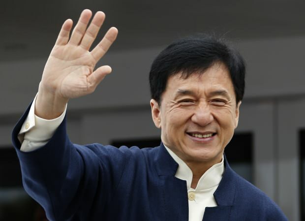 Atriz famosa Jackie Chan supostamente em quarentena de coronavírus! Quem é Jackie Chan?