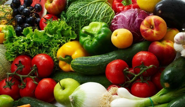 Coisas a considerar ao comprar legumes e frutas