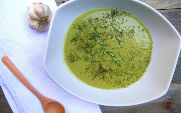 Como fazer sopa de endro deliciosa?