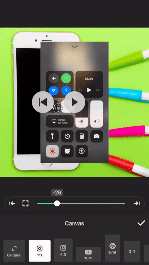 Arraste o controle deslizante para a esquerda ou direita para alterar o tamanho do seu vídeo no aplicativo InShot.