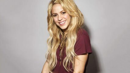A cantora mundialmente famosa Shakira compartilhou seus profissionais de saúde!
