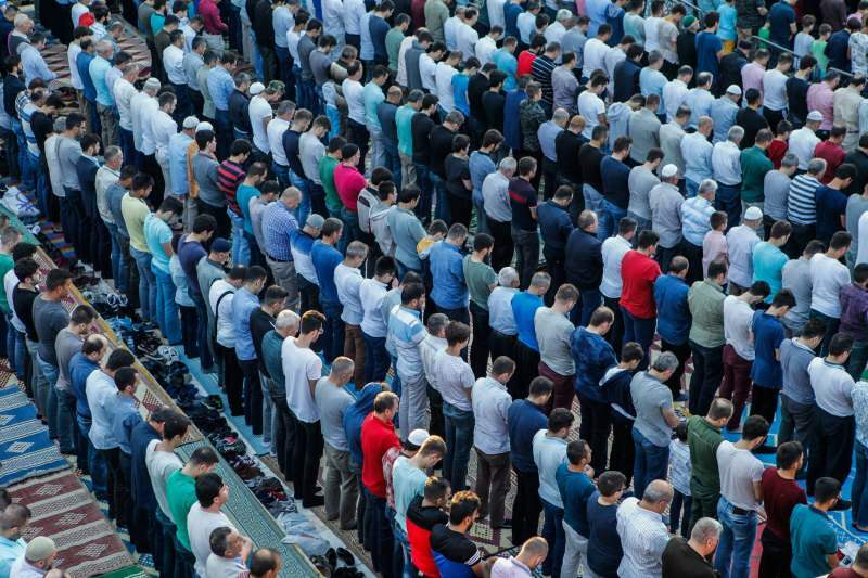 A circuncisão deve ser feita no eid! Quando e como a oração eid é realizada?