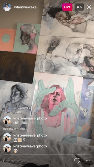 Perfil do artista whenwewake usou o Instagram ao vivo para dar uma espiada em algumas de suas novas pinturas.