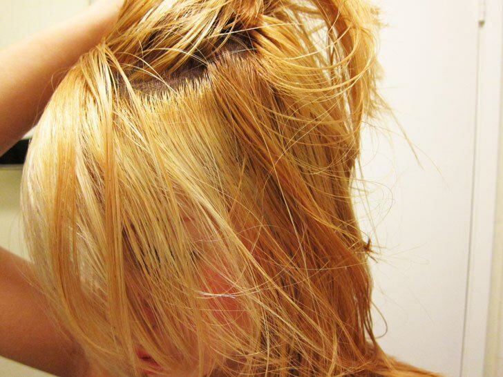 O que é o toner para o cabelo e como é usado? Como fazer shampoo roxo em casa?