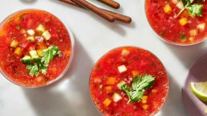 Como fazer uma sopa de melancia incrível? Receita de sopa de melancia