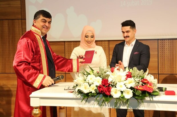 50 casais em Şehitkamil disseram que sim à felicidade