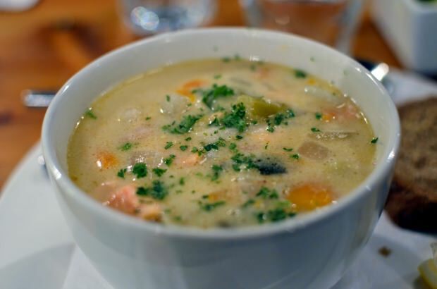 Como fazer sopa de peixe deliciosa?
