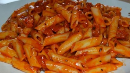 Como fazer macarrão com pasta de tomate? O truque para fazer pasta de tomate