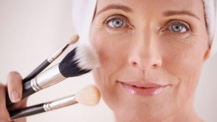 Como é feita a maquiagem antienvelhecimento? 