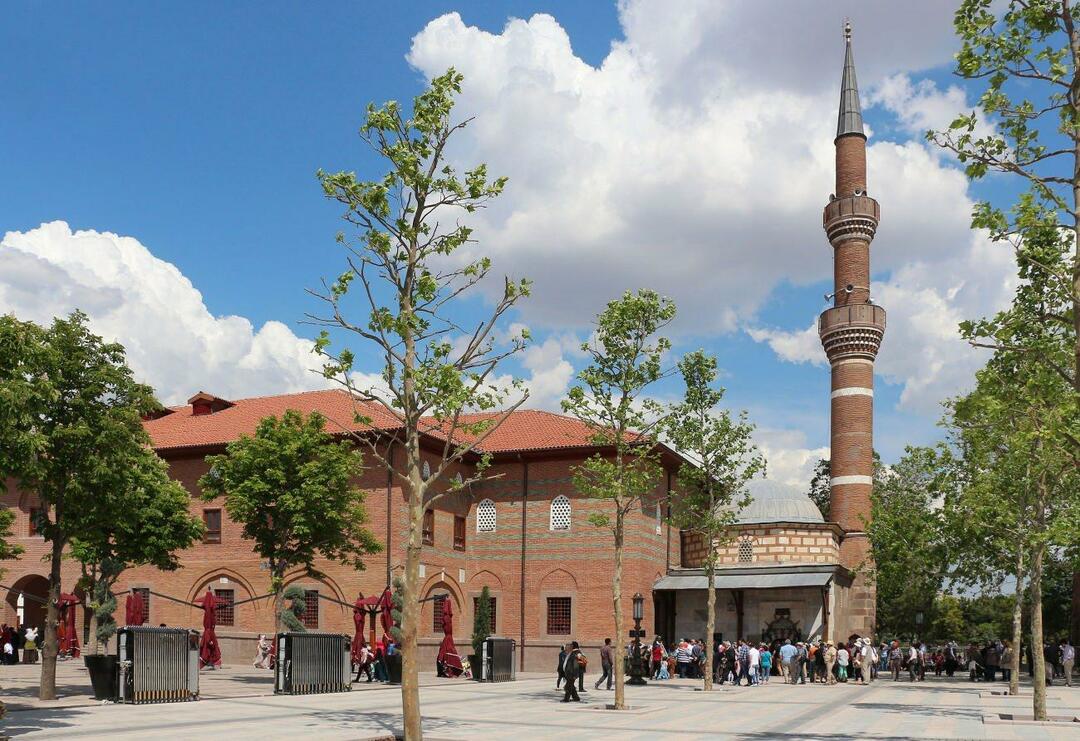 Fotos da Mesquita Hacı Bayram-ı Veli