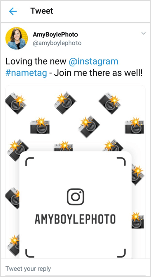 Promova seu crachá do Instagram em canais sociais como o Twitter.