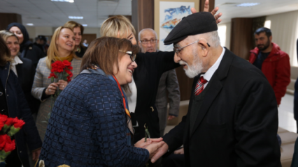 Uma visita significativa de Fatma Şahin ao Lar de Idosos!