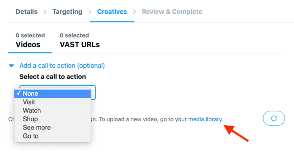 Opções para definir uma frase de chamariz para seu vídeo hospedado no Twitter para seu anúncio no Twitter de visualizações de vídeo in-stream (precedentes).