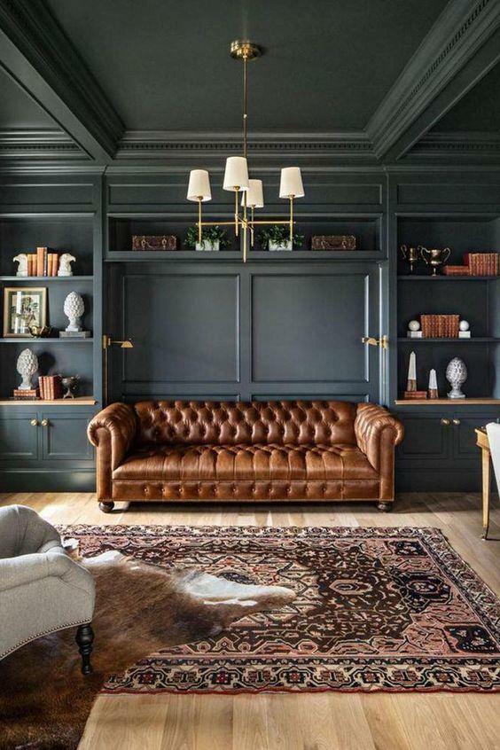 decoração de sofá de couro 