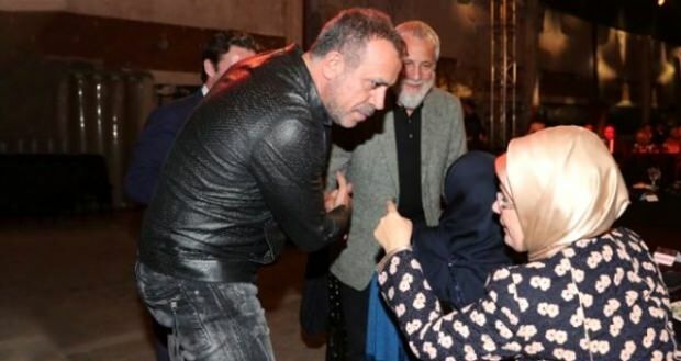 Yusuf tentou conversar com o Islã! A primeira-dama Emine Erdogan veio em seu socorro ...