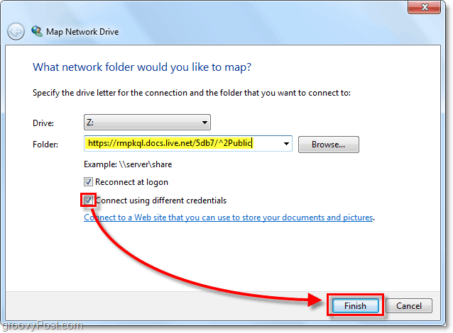 cole o URL do Windows Live Skydrive na opção de unidade de rede mapeada e marque conect usando diferentes credenciais e clique em Concluir.