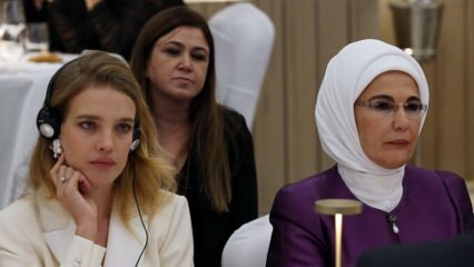 Primeira Dama Erdoğan: Violência contra as mulheres está traindo a humanidade