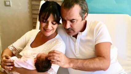 A famosa atriz Ececan Gümeci tornou-se mãe