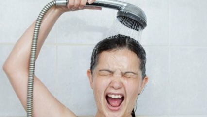 Quais são os danos de tomar um pequeno banho?