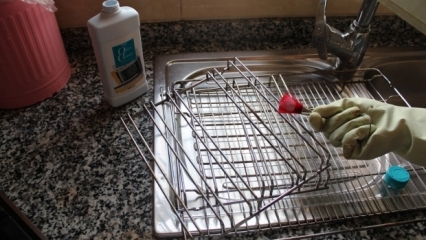 Como limpar o fio do forno? 