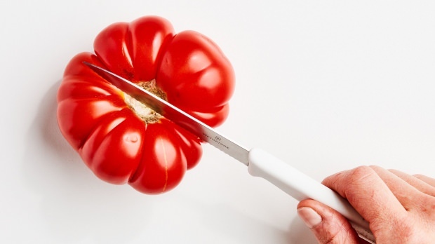Como descascar tomates facilmente?