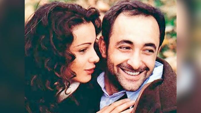 Arzum Onan, que não machuca sua esposa, está voltando aos sets! 24 anos depois para ser escalado para 'Hot Hours'