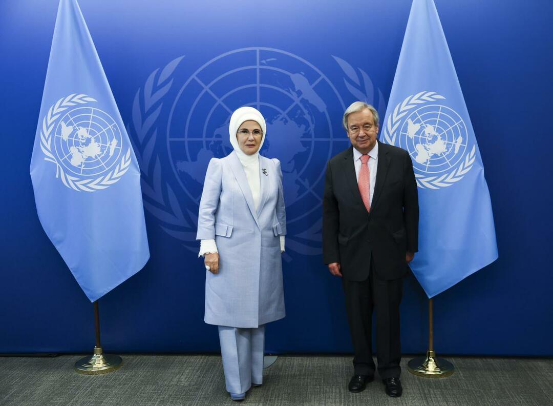 O secretário-geral da ONU e Emine Erdoğan assinaram uma declaração de boa vontade