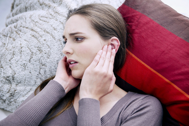 Perda auditiva de baixa frequência