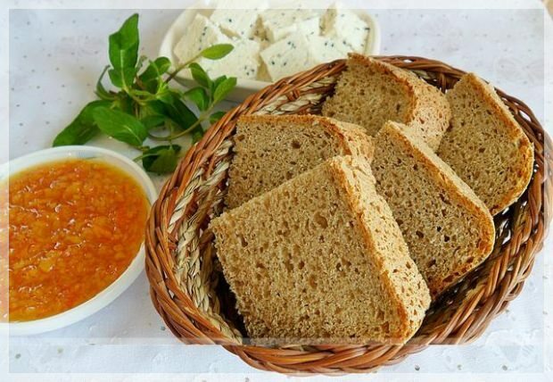 A caspa enfraquece o pão? Quantas calorias de pão integral?