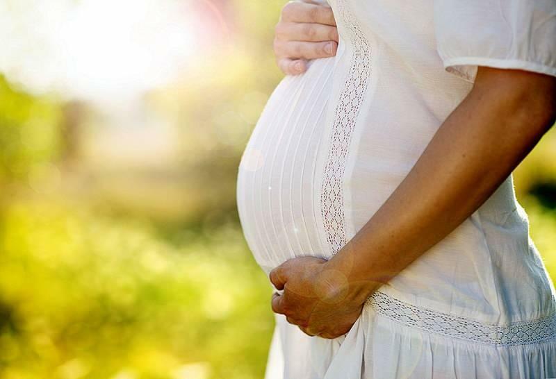 Assistir a um aborto espontâneo durante a gravidez 