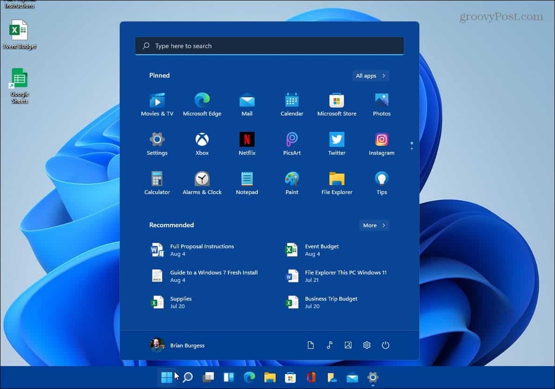 exemplo de mudança de cor na barra de tarefas do Windows 11