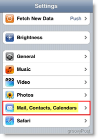 Apple iPhone abre Mail, Contatos e Calendários
