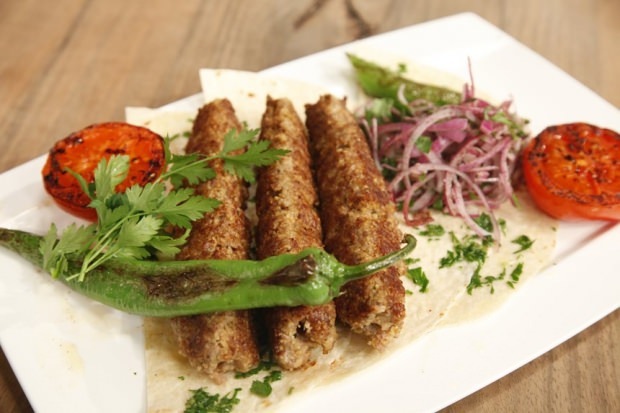 Como fazer delicioso simit kebab?