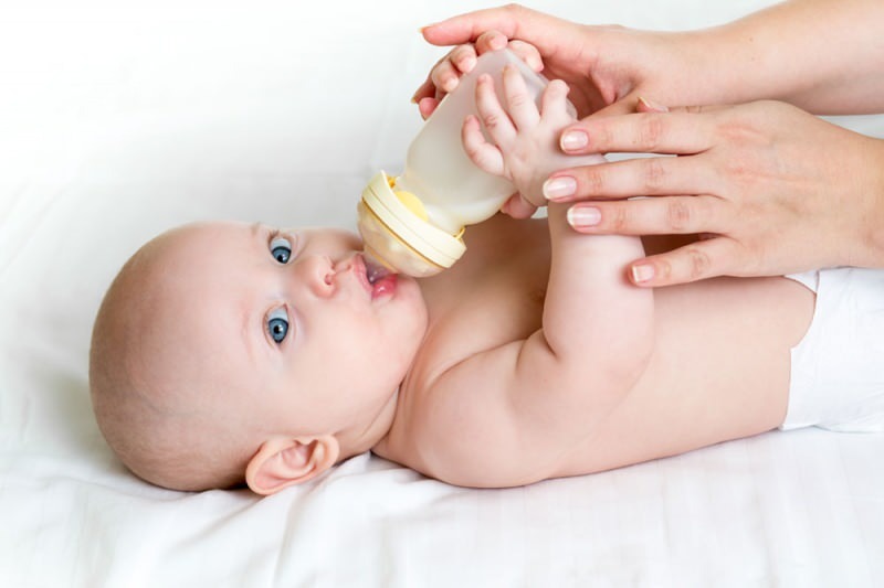 Uso de mamadeira para recém-nascidos