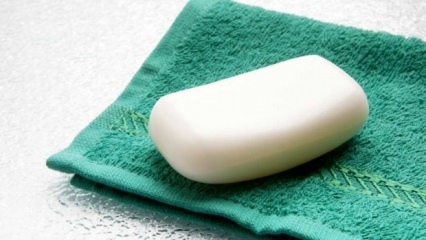 Como limpar manchas de sabão e detergente?