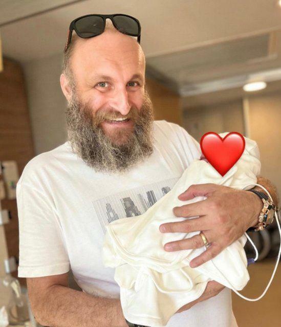 Çetin Altan tornou-se pai