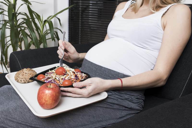 Alimentação saudável durante a gravidez! A nutrição dupla é correta durante a gravidez?