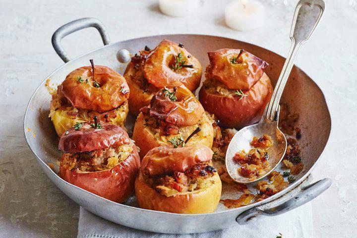 Maçãs recheadas com receita de arroz