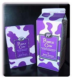A primeira edição do Purple Cow veio em uma caixa de leite.